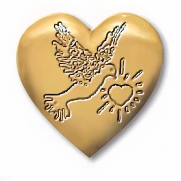 The Variety Club I 1997 Gold Heart Pin I Children's Charity - Picture 13 of 14